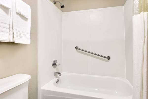  - Super 8 Motel Athens - I-75, Exit 49