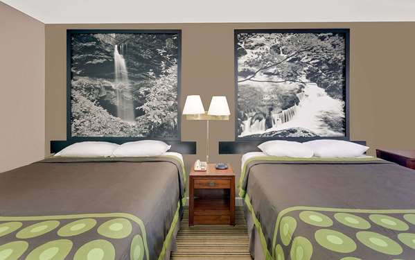  - Super 8 Motel Athens - I-75, Exit 49