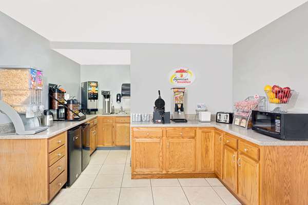  - Super 8 Motel Athens - I-75, Exit 49