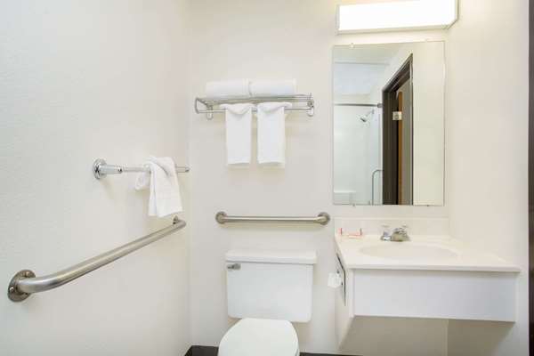  - Days Inn Ogallala - I-80, Exit 126