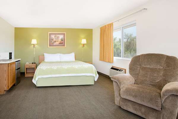 Suite - Days Inn Ogallala - I-80, Exit 126