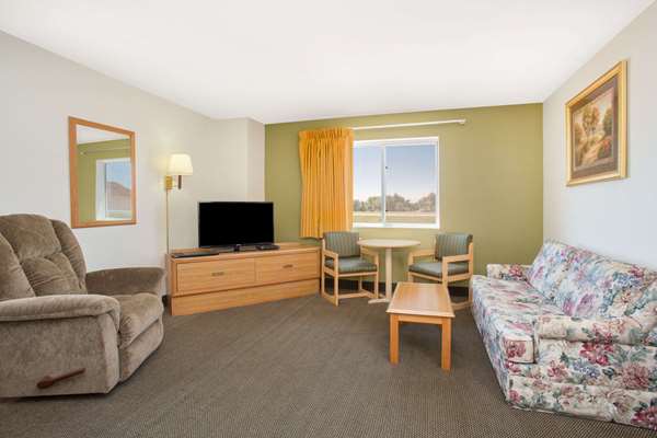 Suite - Days Inn Ogallala - I-80, Exit 126