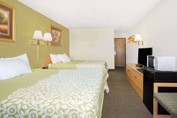  - Days Inn Ogallala - I-80, Exit 126