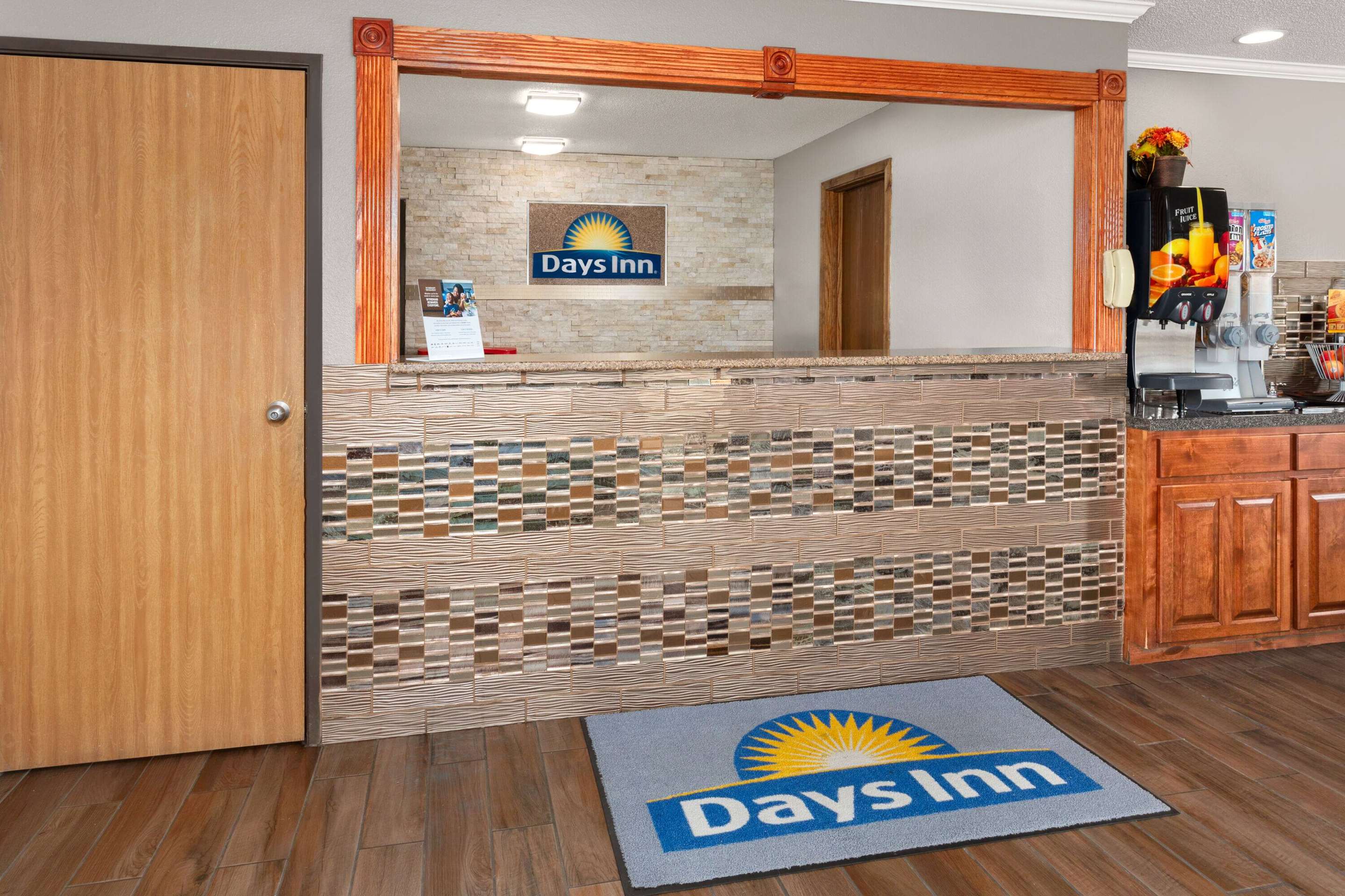 Reception | Days Inn by Wyndham Ogallala