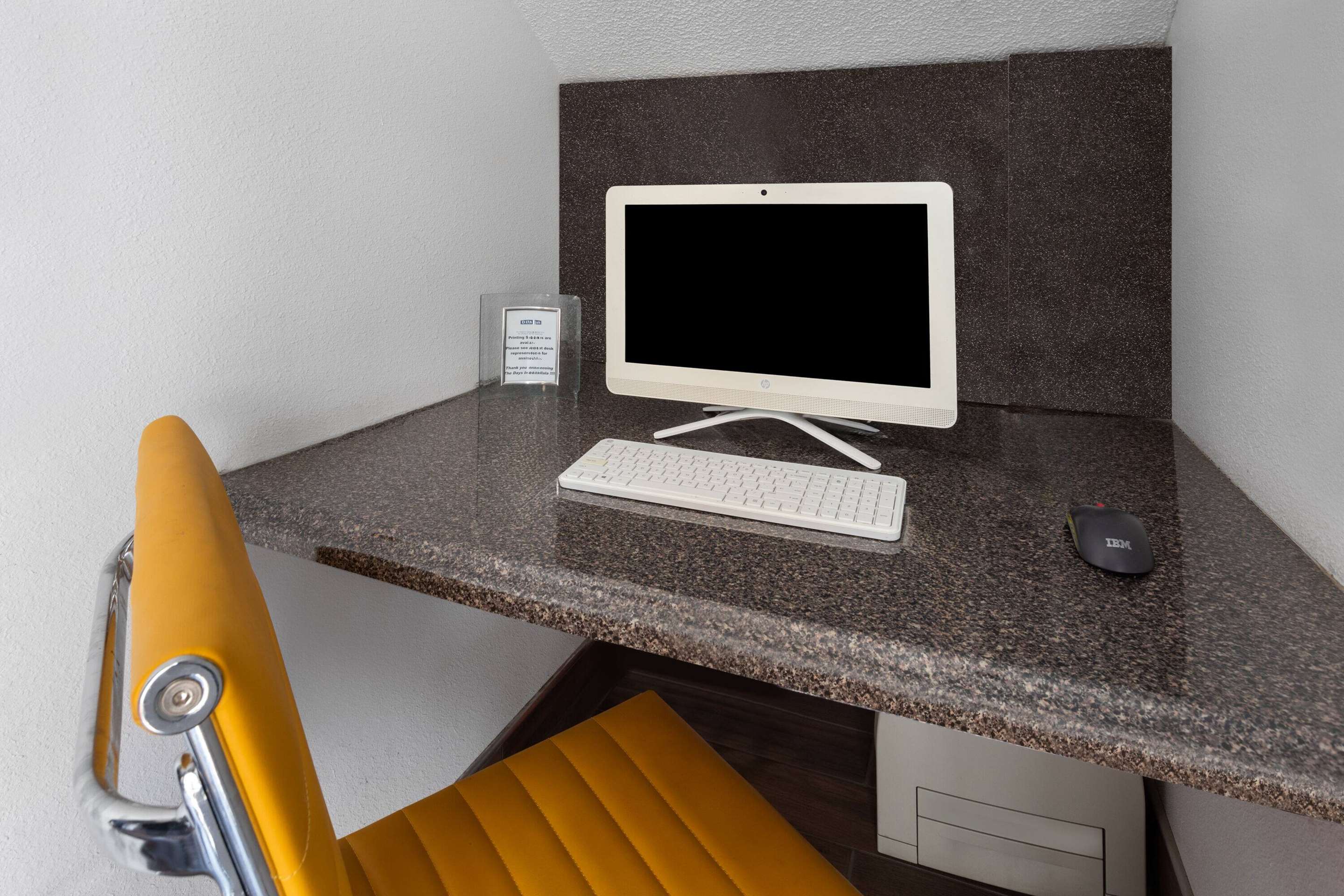 Business Center | Days Inn by Wyndham Ogallala