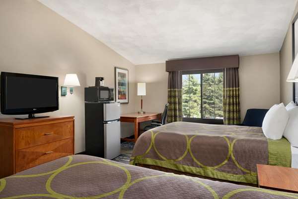  - Super 8 Hotel West Greenwich - I-95, Exit 18