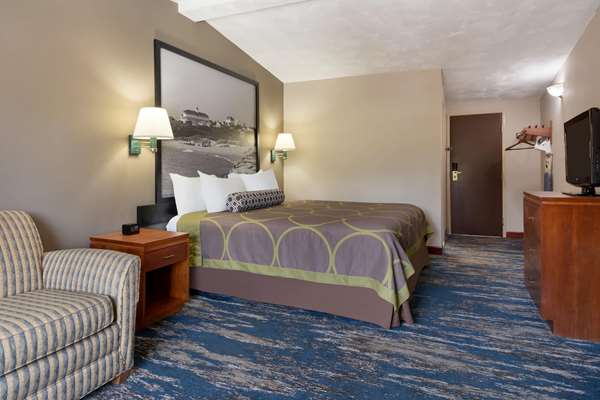  - Super 8 Hotel West Greenwich - I-95, Exit 18