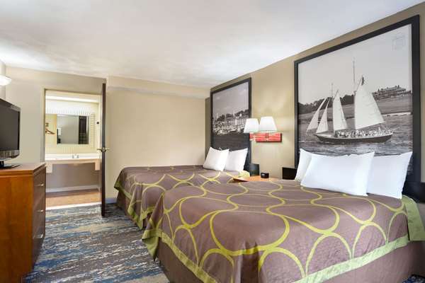  - Super 8 Hotel West Greenwich - I-95, Exit 18