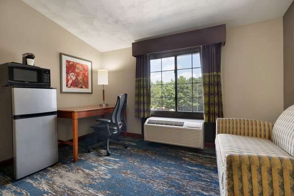  - Super 8 Hotel West Greenwich - I-95, Exit 18