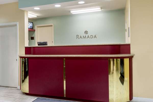  - Ramada Hotel Pelham - I-65, Exit 246