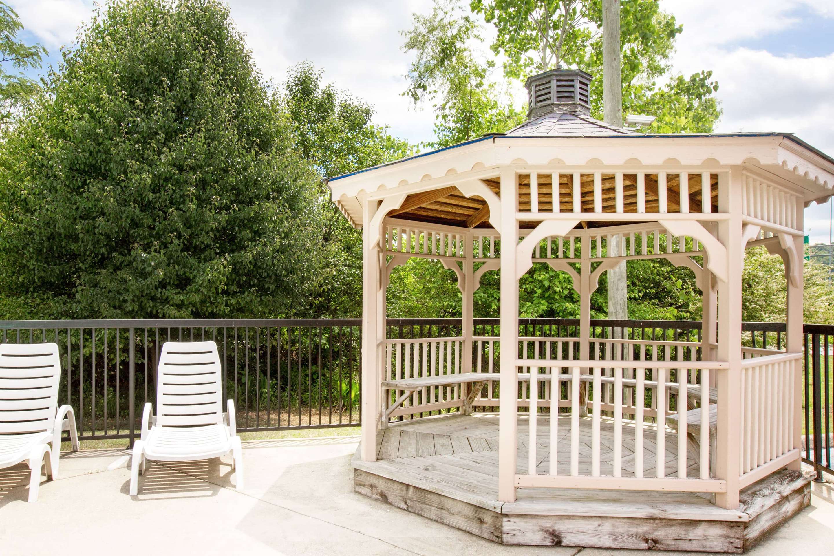 Local attraction | Ramada by Wyndham Pelham