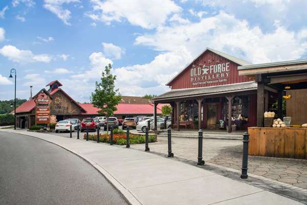  - Ramada Hotel North Pigeon Forge