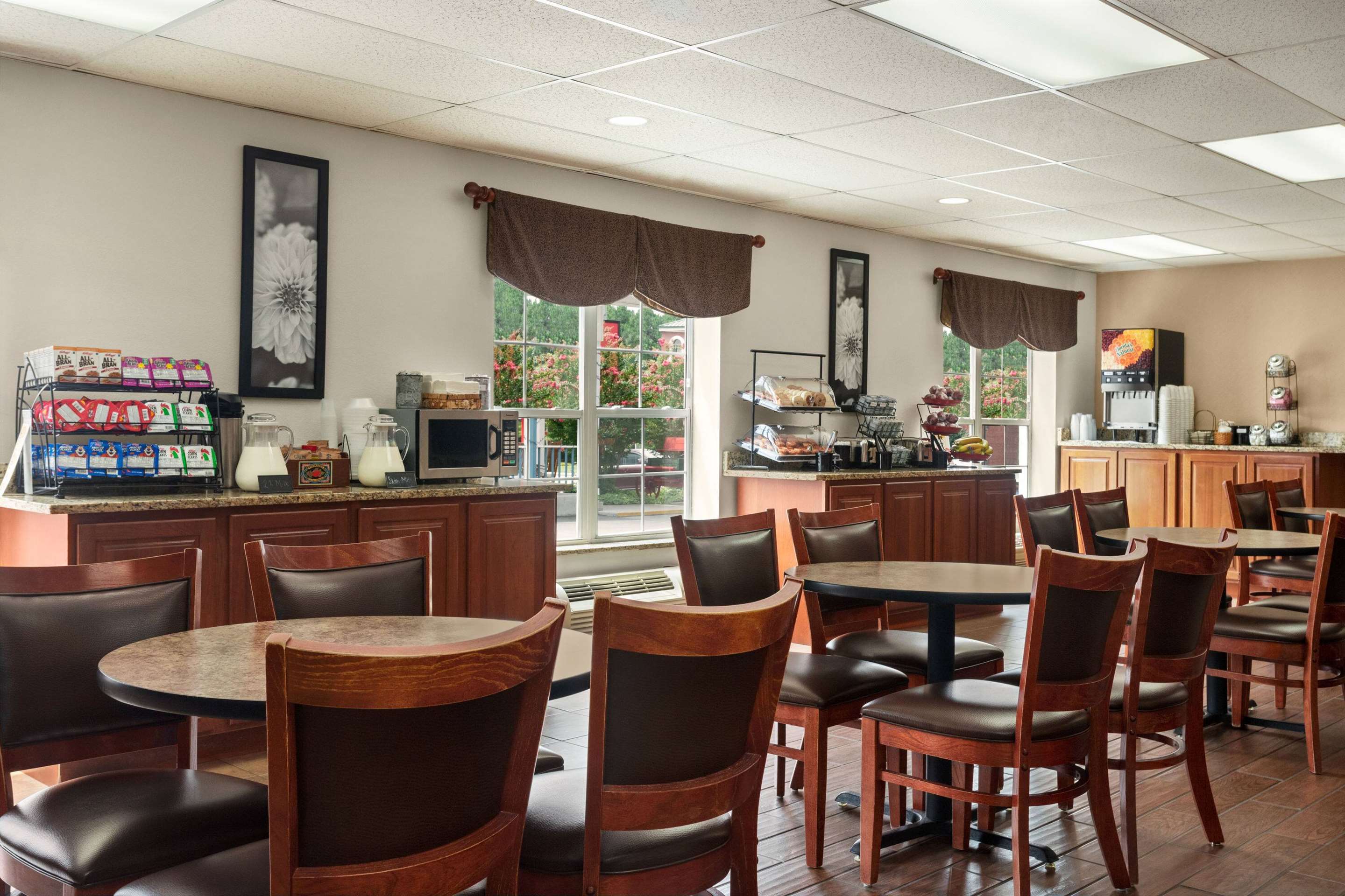 Property amenity | Ramada by Wyndham Pigeon Forge North