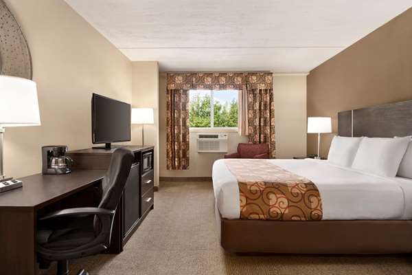  - Days Inn South Portland