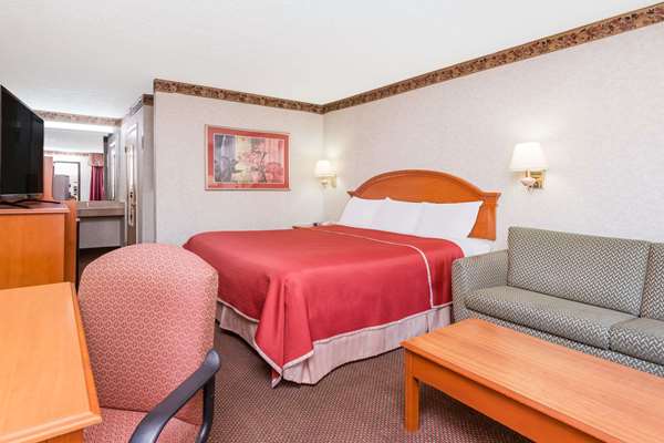  - Travelodge Airport Chattanooga - I-75, Exit 5