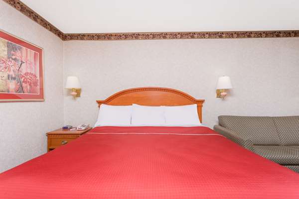  - Travelodge Airport Chattanooga - I-75, Exit 5