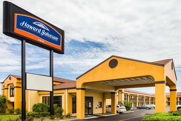 Exterior view - Howard Johnson Inn Panama City