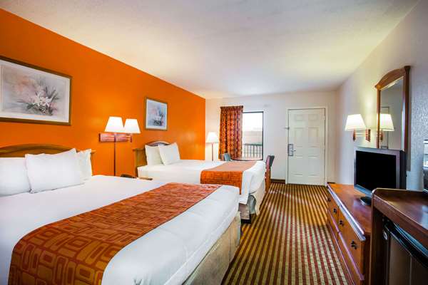 - Howard Johnson Inn Panama City