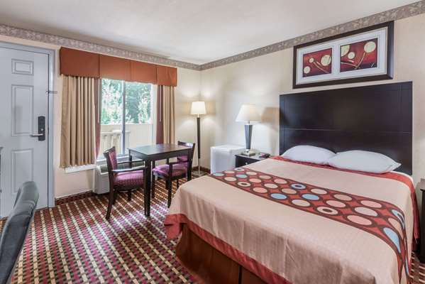  - Super 8 Motel Old Saybrook - I-95, Exit 66