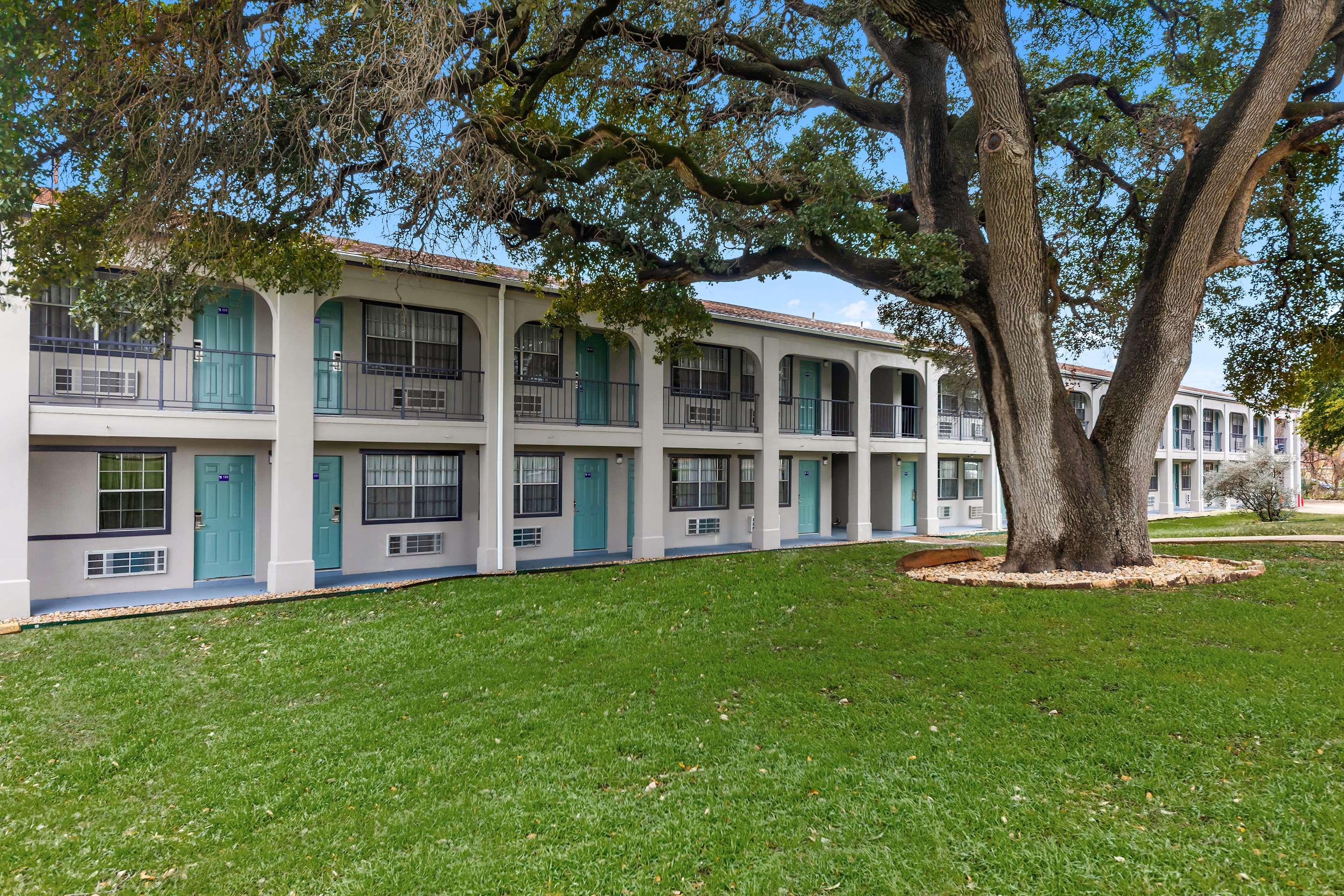 TX Exterior | Knights Inn - Belton/Temple