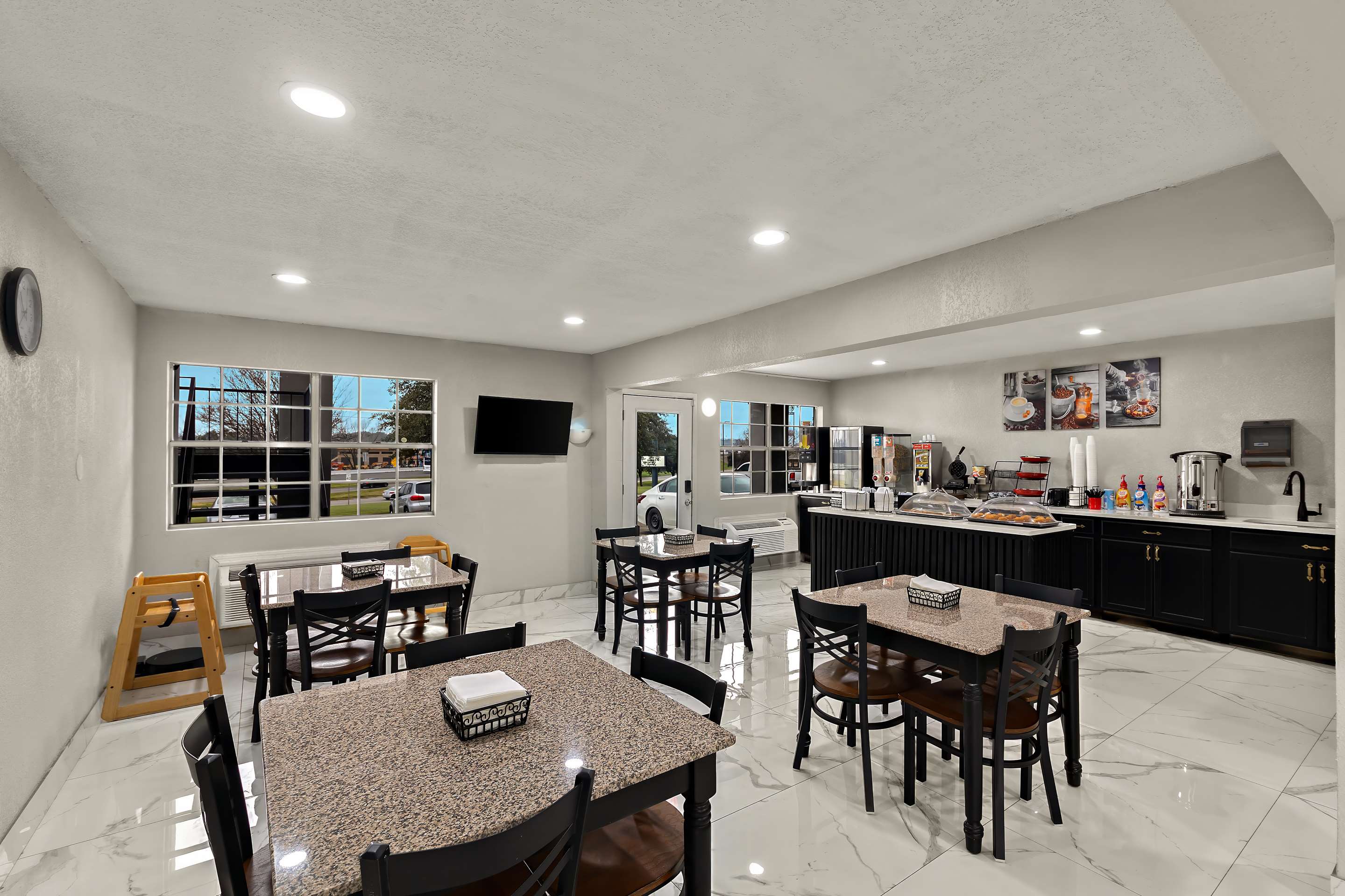 TX BreakfastArea | Knights Inn - Belton/Temple