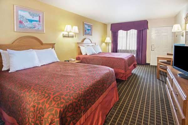  - Days Inn San Antonio - I-35, Exit 168