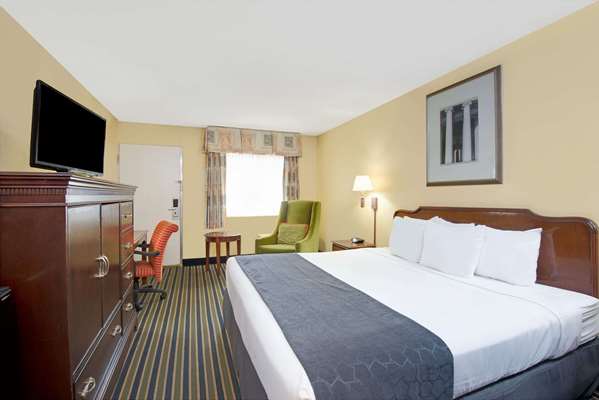  - Days Inn Towson