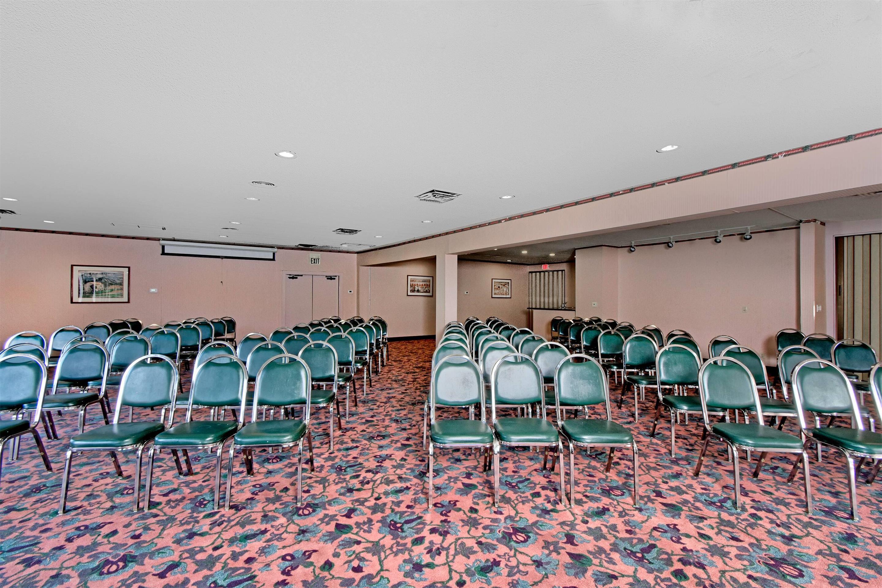 Meeting Room | Days Inn by Wyndham Novato/San Francisco