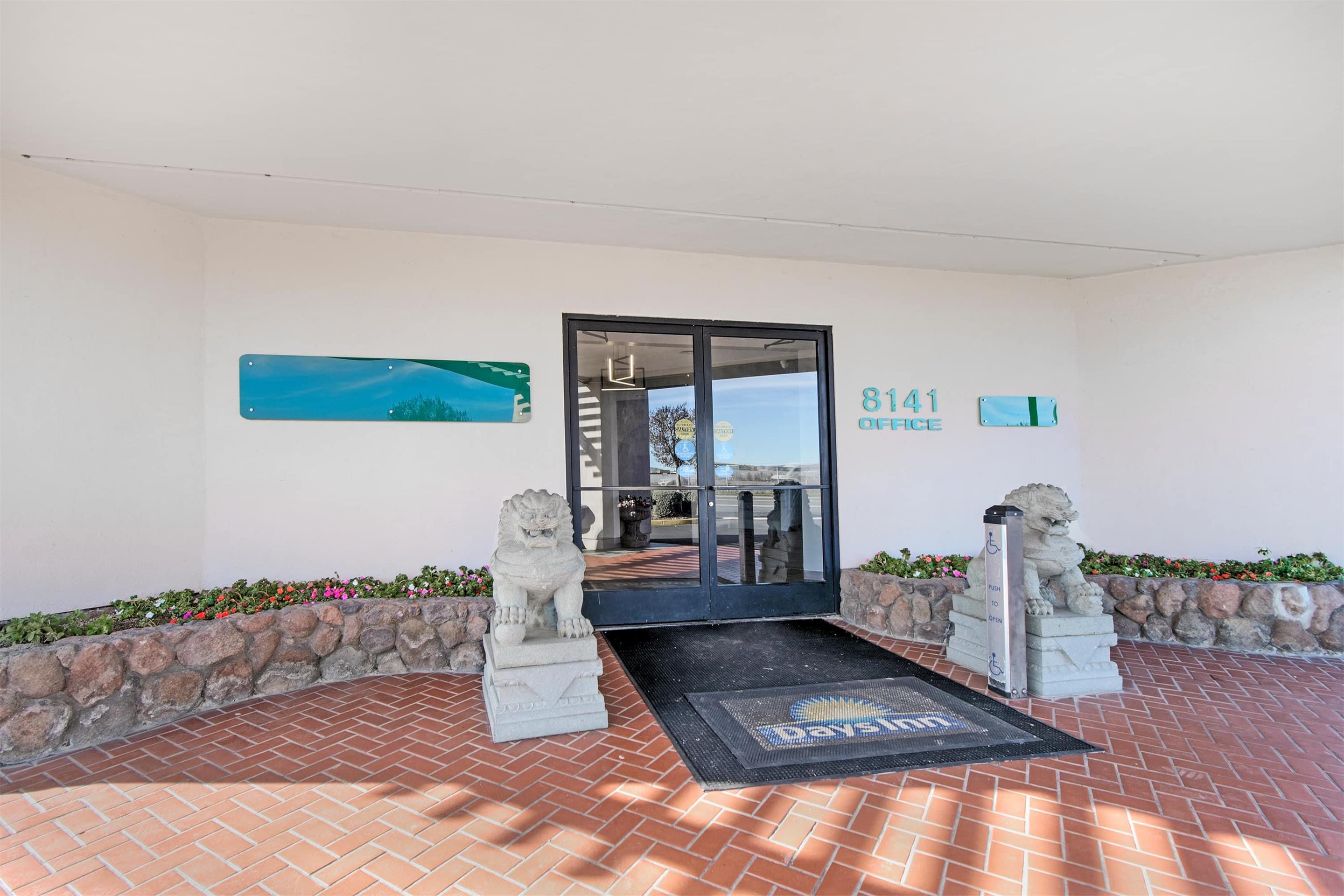 Exterior | Days Inn by Wyndham Novato/San Francisco