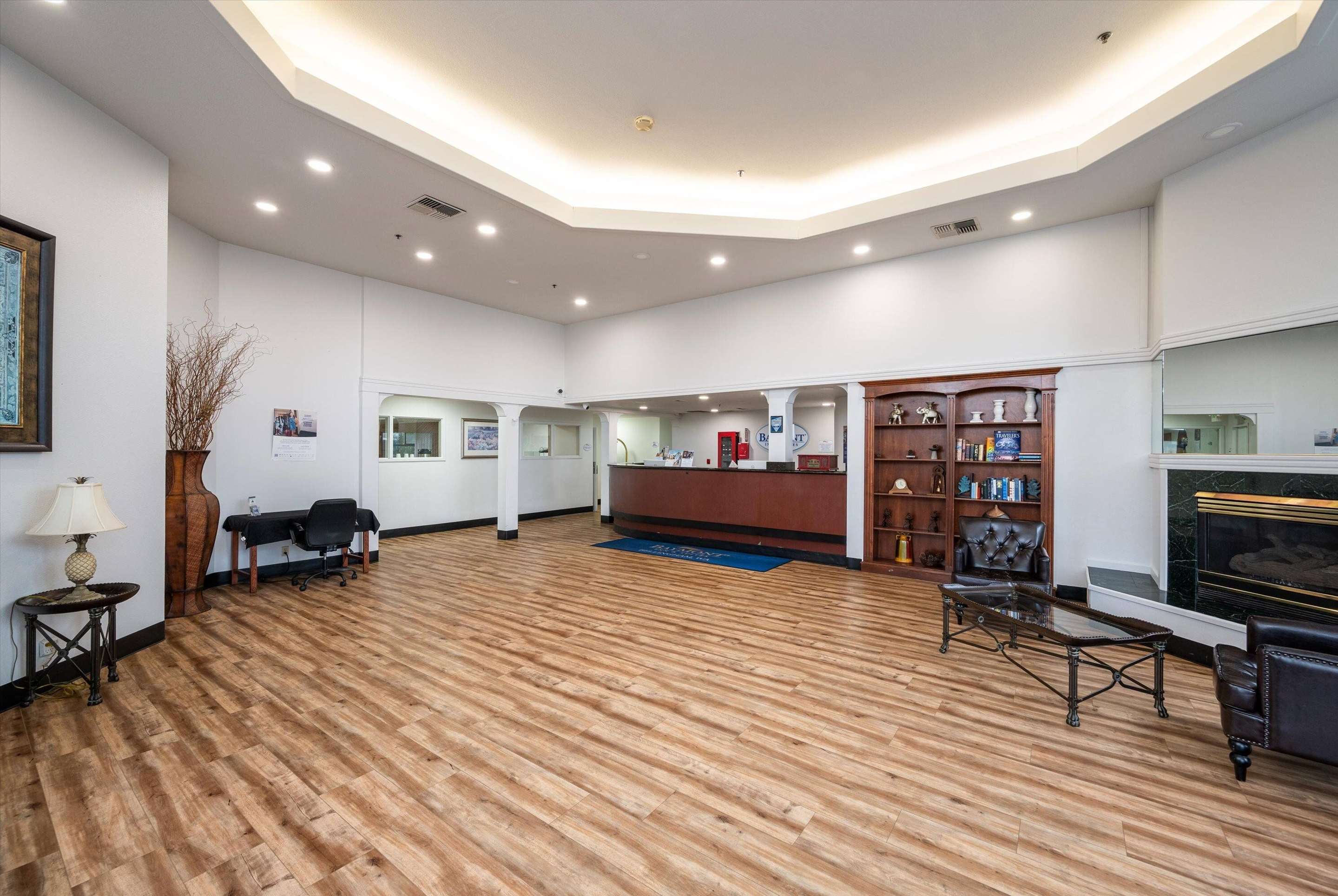 Lobby | Baymont by Wyndham Bellingham