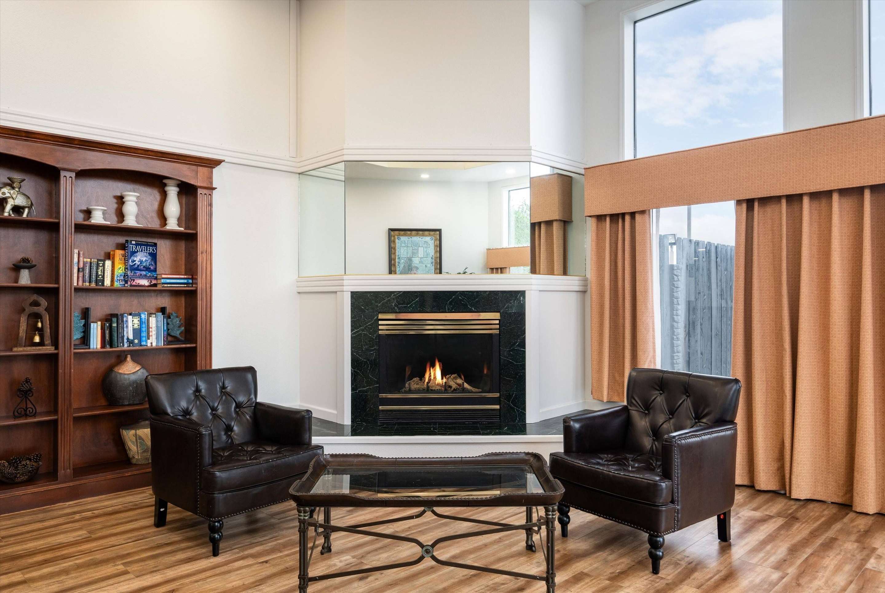 Lobby | Baymont by Wyndham Bellingham