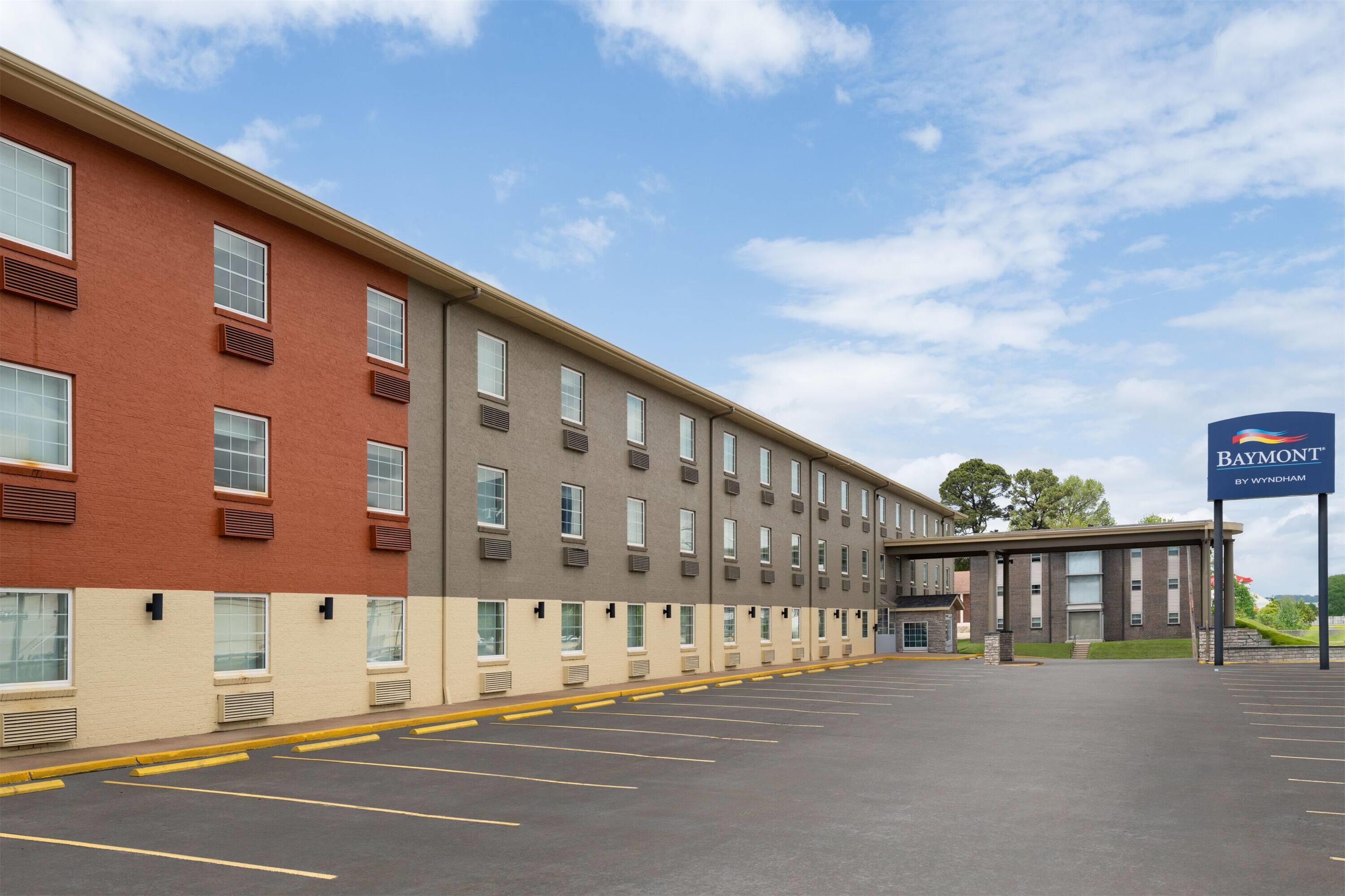 Exterior | Baymont by Wyndham Jefferson City
