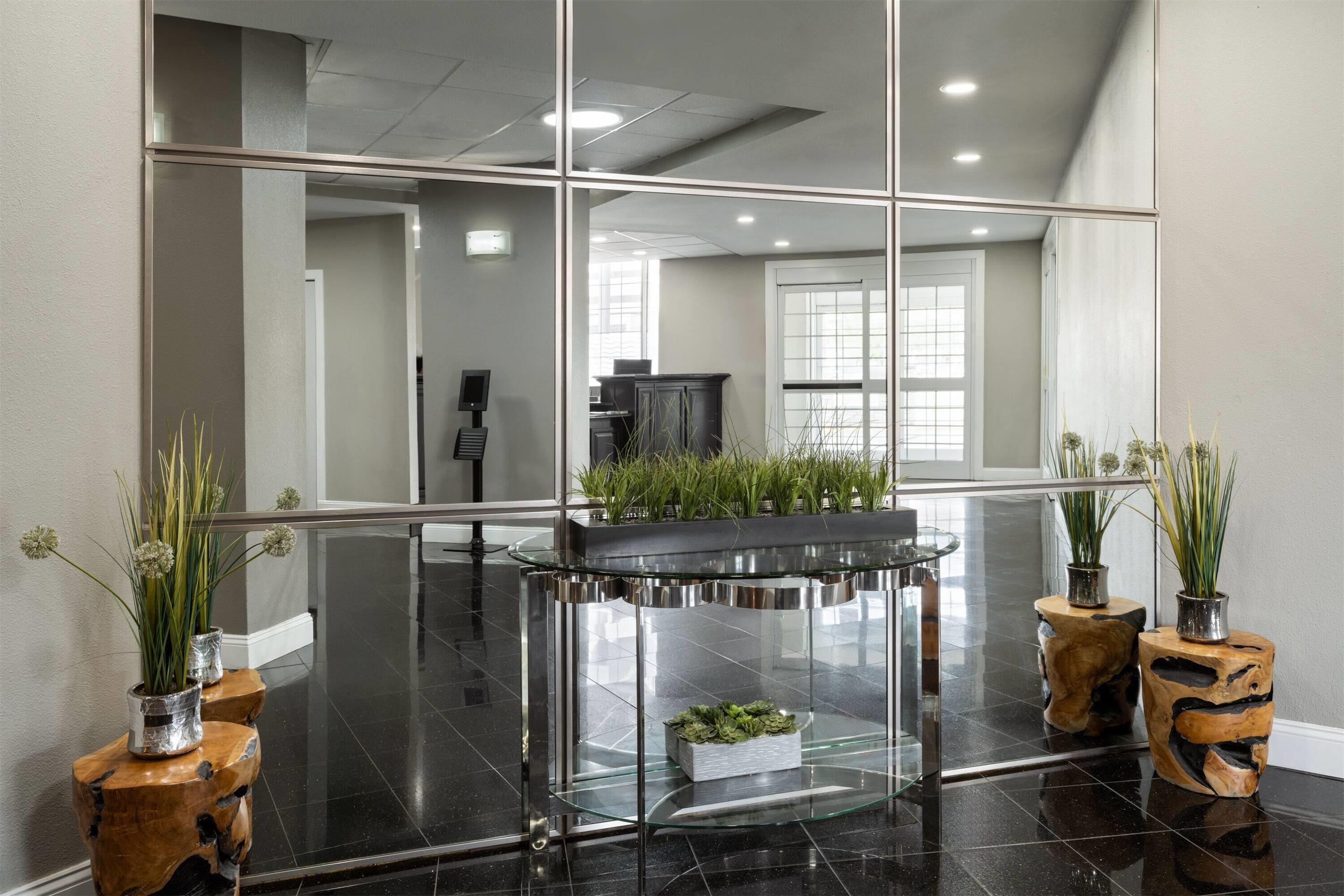 Lobby | Baymont by Wyndham Jefferson City