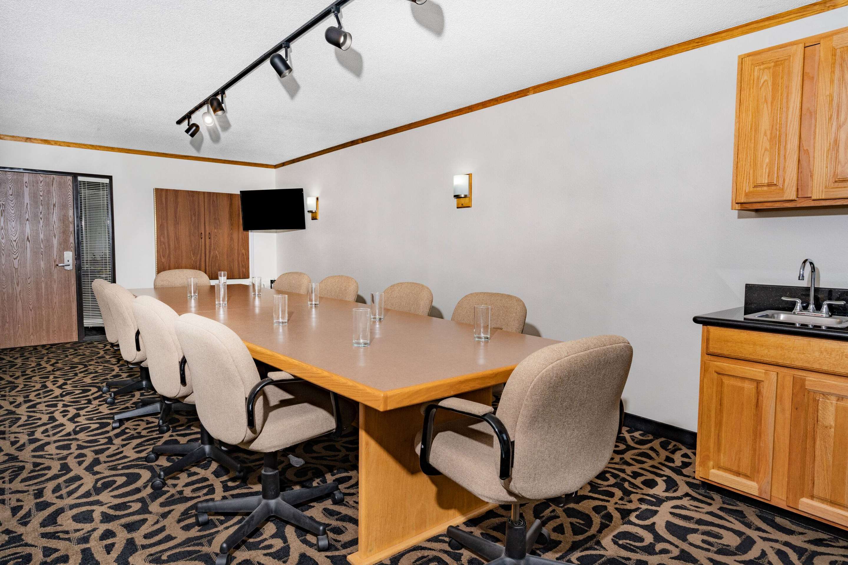 Meeting Room | Baymont by Wyndham Bozeman
