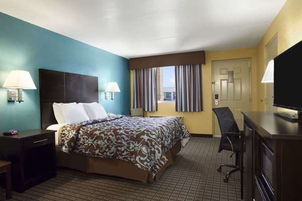  - Days Inn Conway - I-40, Exit 127