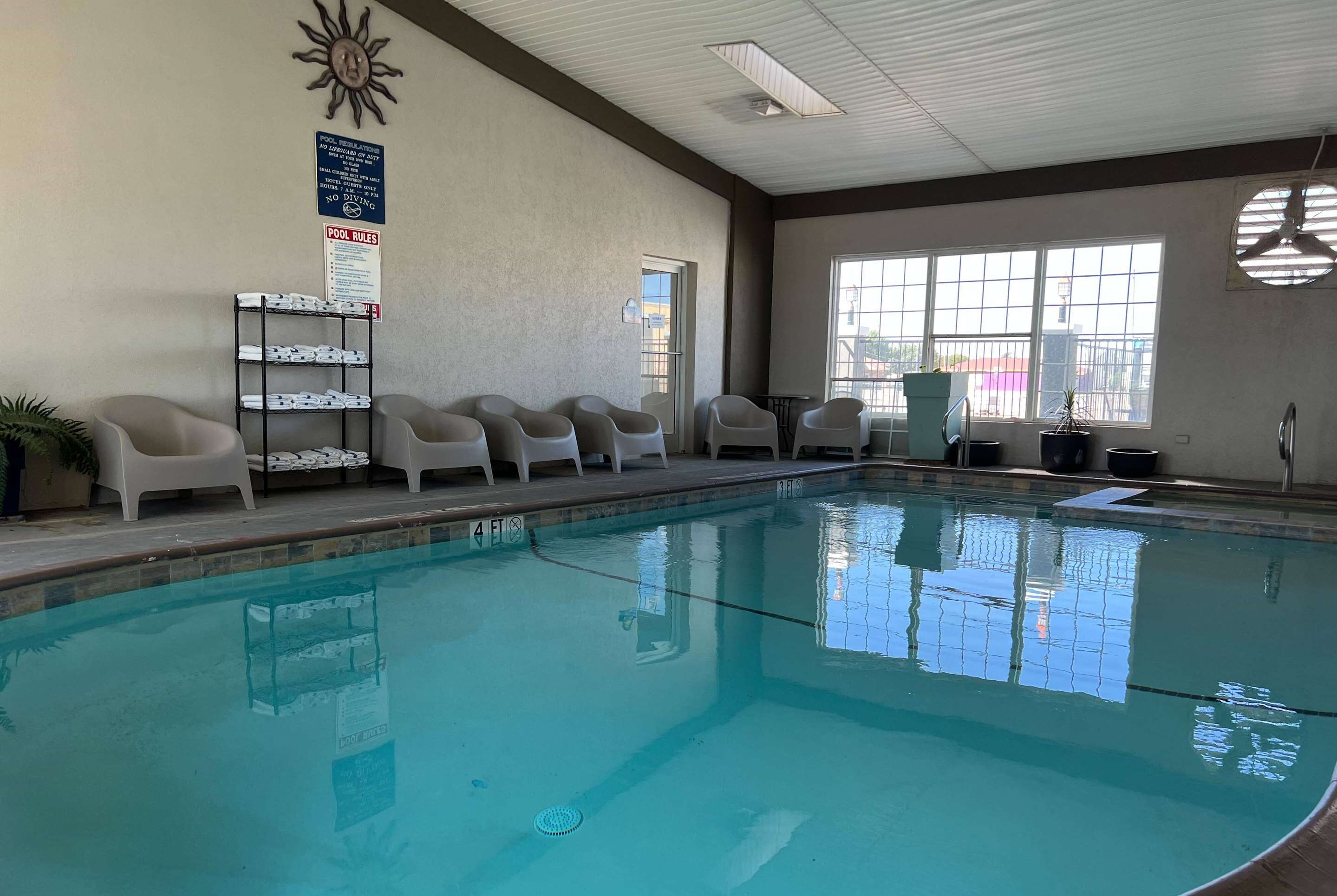 Pool | Days Inn by Wyndham Dalhart
