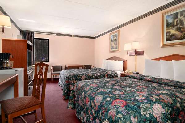  - Days Inn Espanola