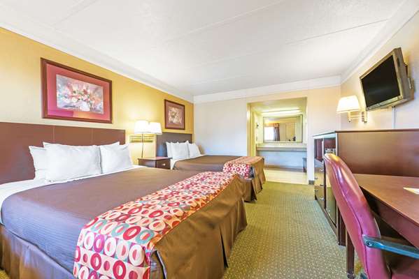  - Days Inn Gainesville