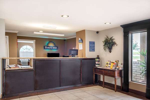  - Days Inn New Braunfels - I-35, Exit 189