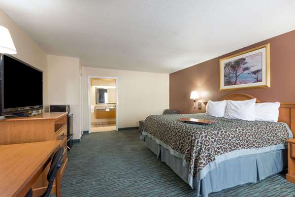 - Days Inn New Braunfels - I-35, Exit 189