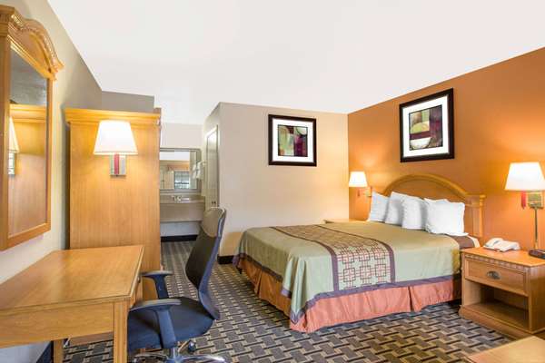 - Days Inn Monroe - I-20, Exit 120