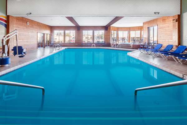 Pool - Ramada Limited Hotel Waterfront Mackinaw City - I-75, Exit 338