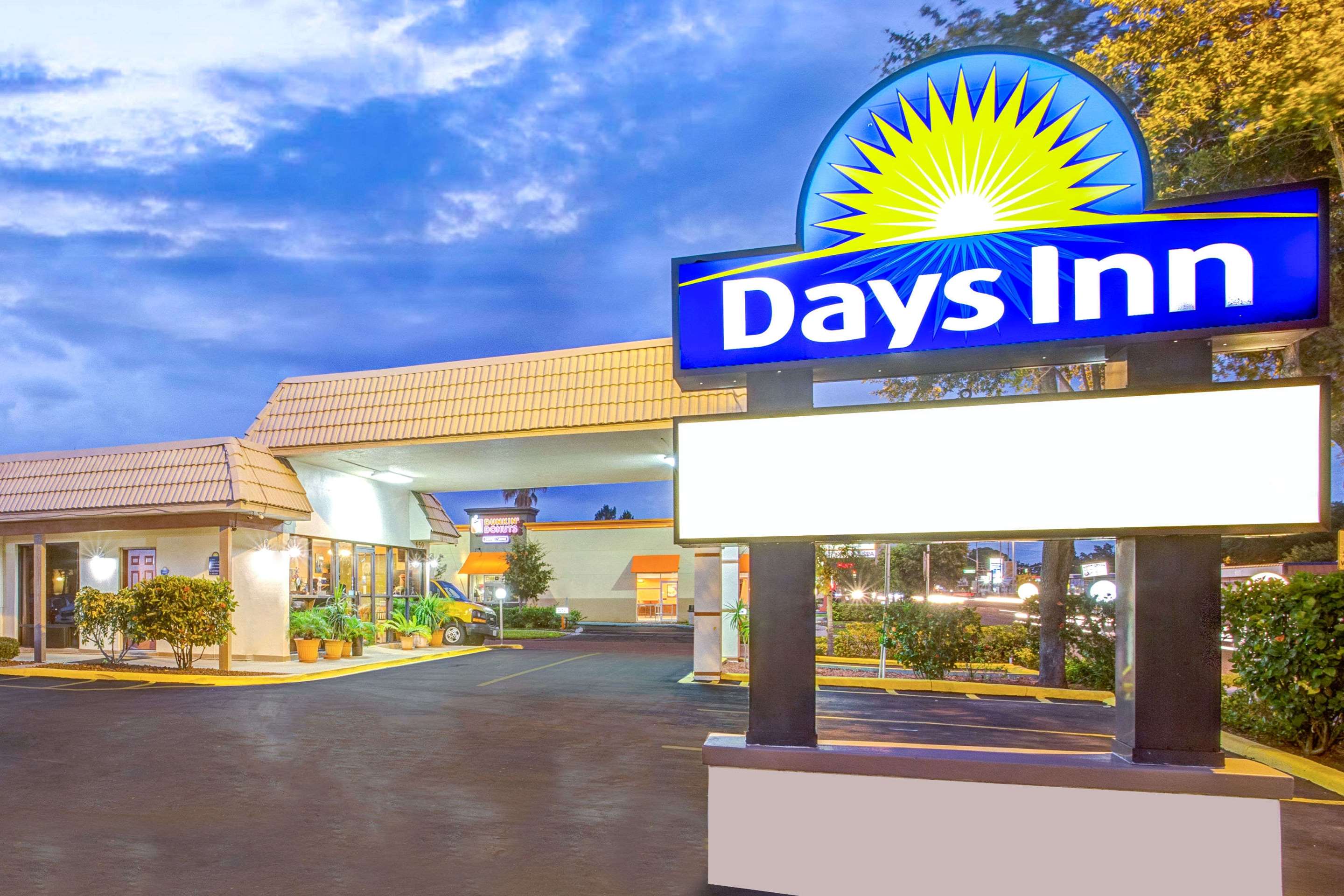 Welcome to the Days Inn St. Petersburg Central | Days Inn by Wyndham St. Petersburg Central