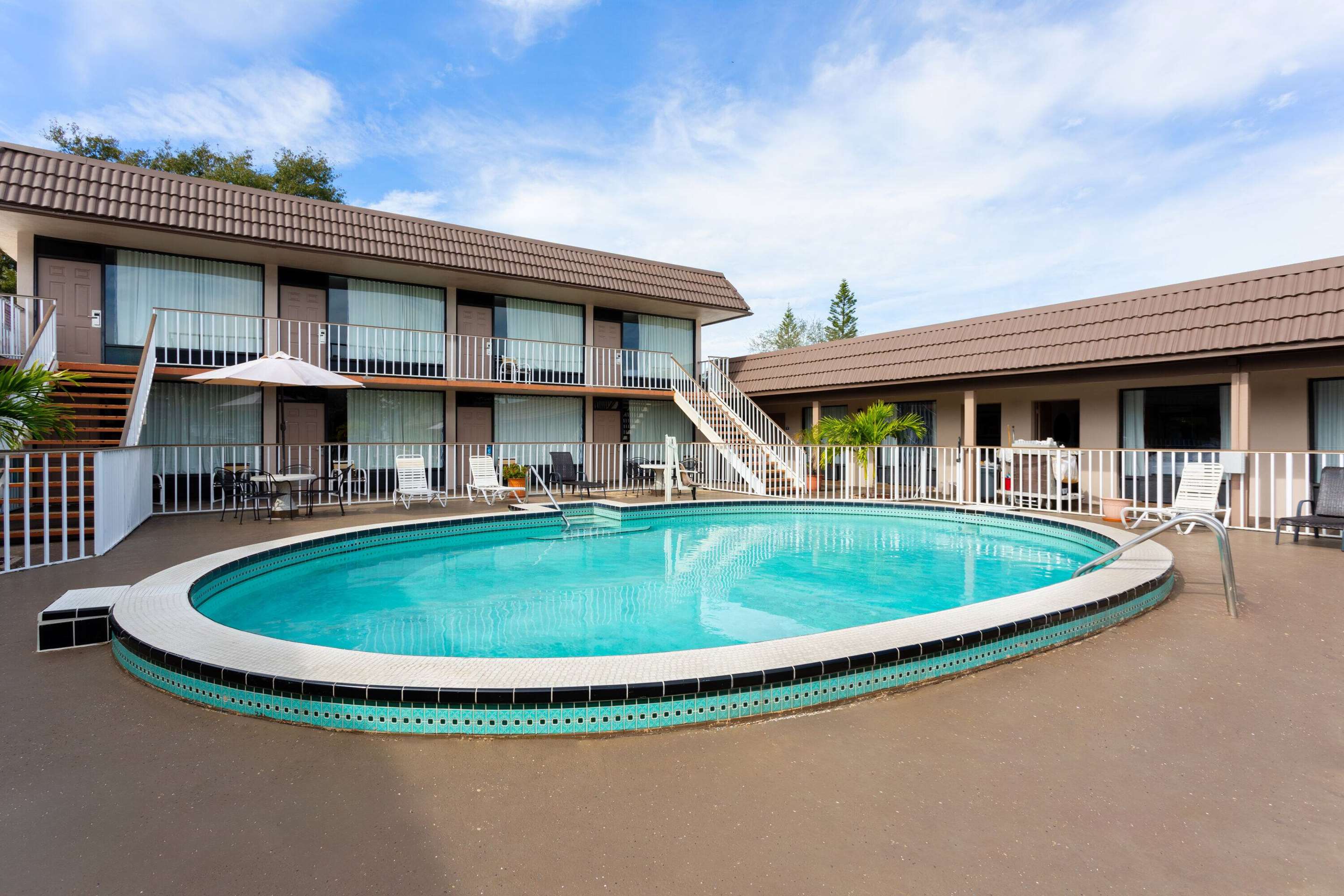 Pool | Days Inn by Wyndham St. Petersburg Central
