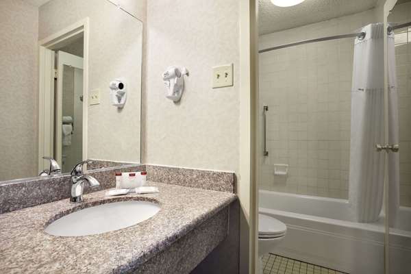  - Ramada Inn Sunnyvale