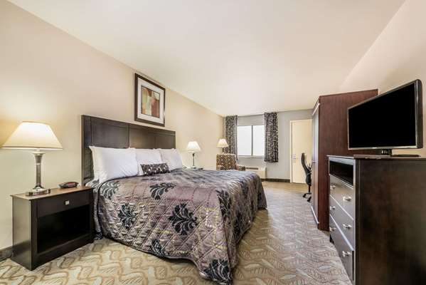  - Days Inn College Station