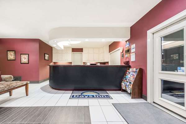  - Days Inn College Station