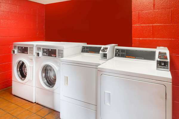 Amenities - Ramada Inn River's Edge Roanoke