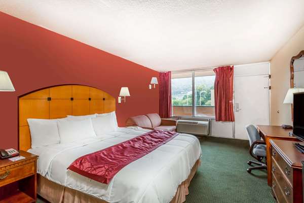  - Ramada Inn River's Edge Roanoke