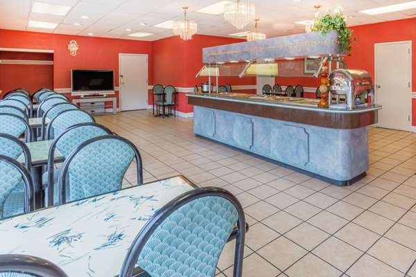  - Ramada Inn River's Edge Roanoke